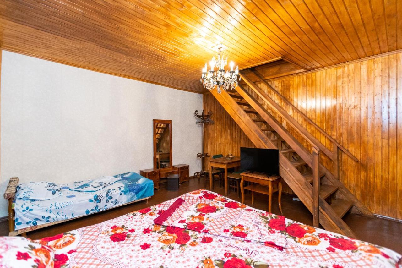 Guest House Gege Tbilisi Exteriör bild