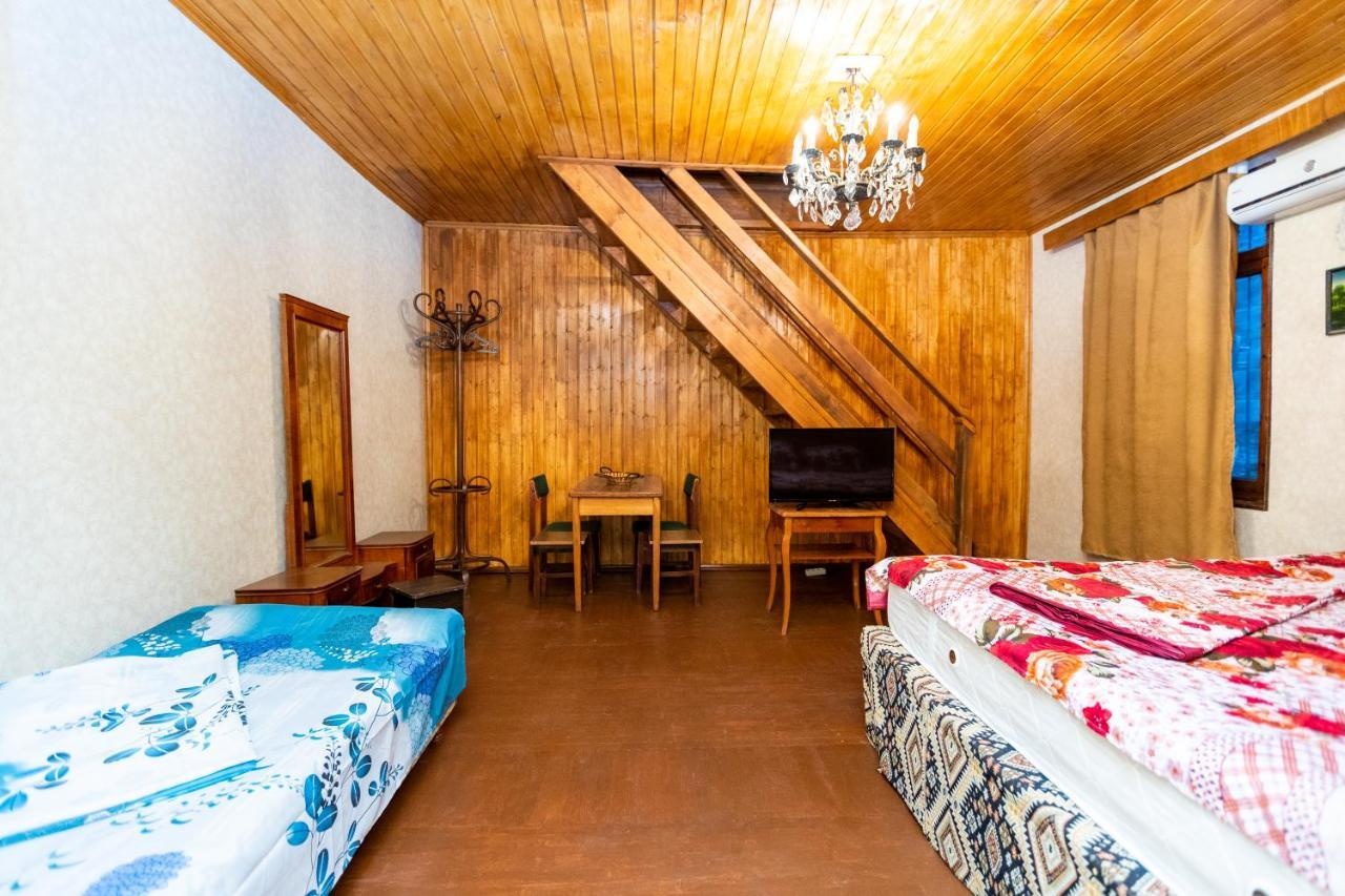 Guest House Gege Tbilisi Exteriör bild