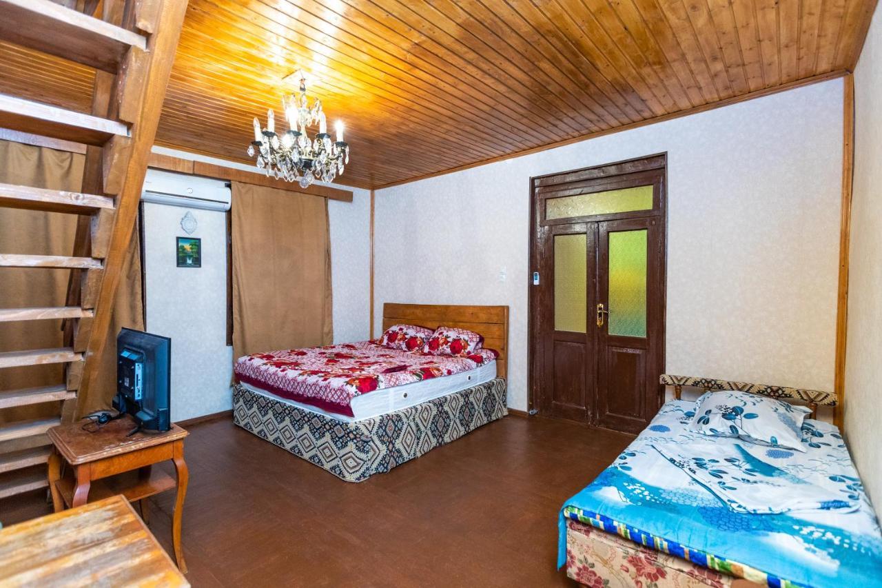 Guest House Gege Tbilisi Exteriör bild